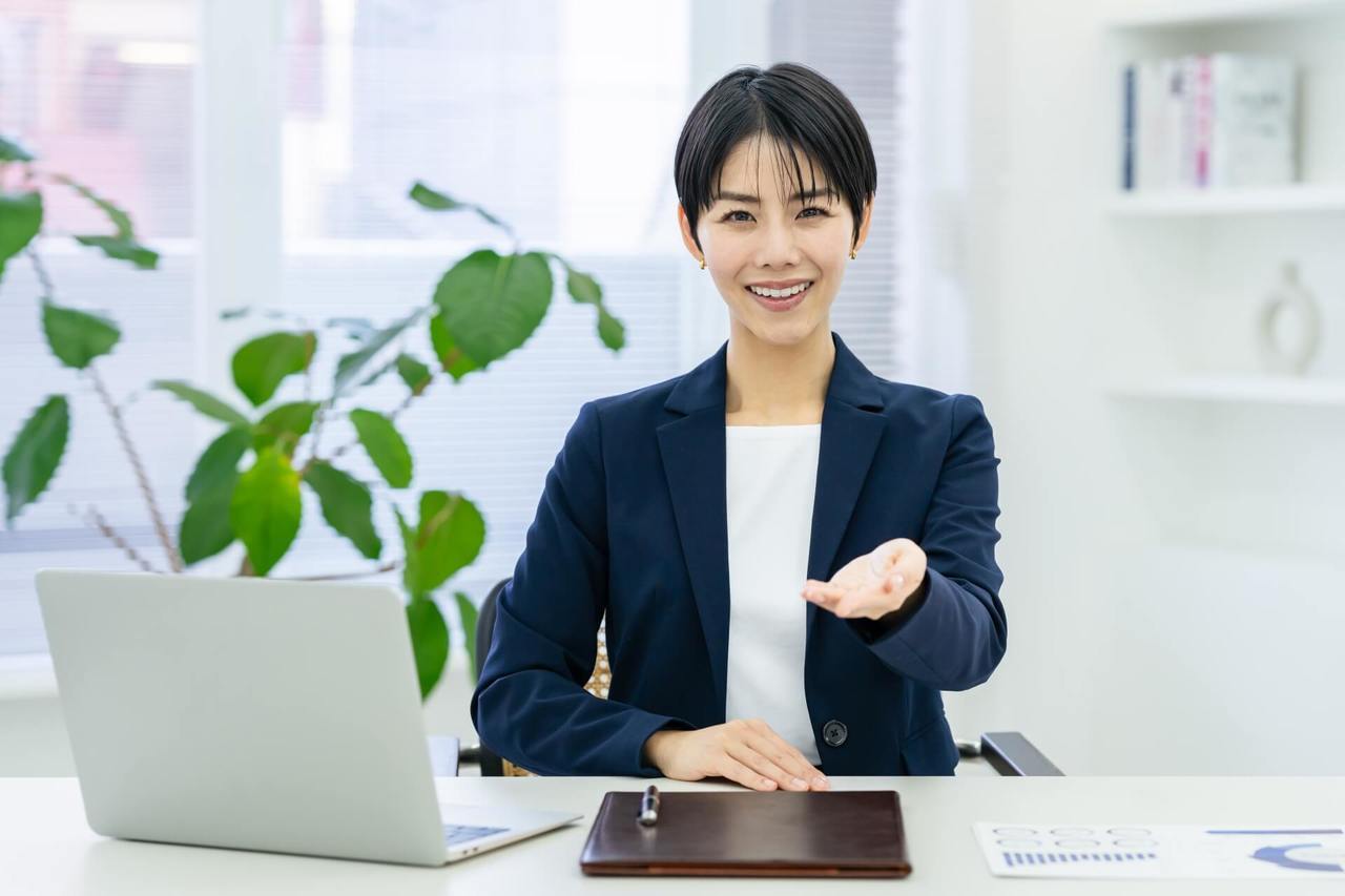 年度更新の手続きの流れ